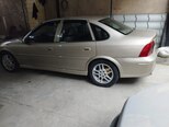 Opel Vectra-4