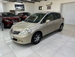 Nissan Tiida-4