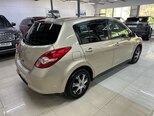 Nissan Tiida-7