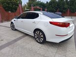 Kia Optima-4