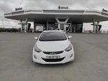 Hyundai Elantra-1