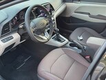 Hyundai Elantra-8