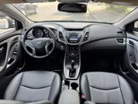 Hyundai Elantra-15