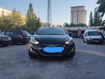 Hyundai Elantra-2