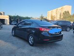 Hyundai Elantra-6
