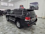 Toyota Land Cruiser-4