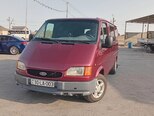 Ford Transit-13