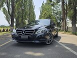Mercedes E 220-2