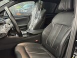 BMW 530e-16