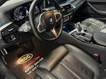 BMW 530e-11