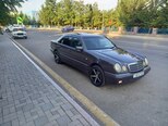 Mercedes E 280-7
