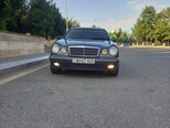 Mercedes E 280-1