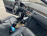 Mercedes E 280-11