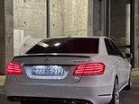Mercedes E 220 d-6