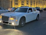 Chrysler 300C-9