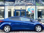 Hyundai Elantra-11