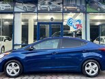 Hyundai Elantra-12