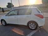 Nissan Tiida-9