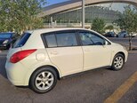 Nissan Tiida-10
