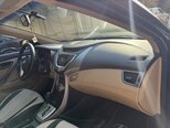 Hyundai Elantra-9