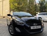 Hyundai Elantra-1