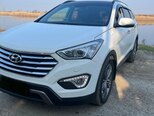 Hyundai Grand Santa Fe-2