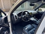 Porsche Cayenne-7