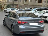 Hyundai Sonata-6