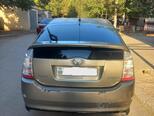 Toyota Prius-4