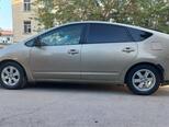 Toyota Prius-6