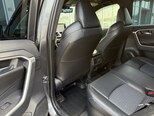 Toyota RAV4-12