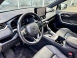 Toyota RAV4-11