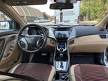 Hyundai Elantra-6