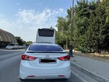 Hyundai Elantra-4