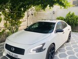 Nissan Maxima-1