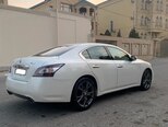 Nissan Maxima-7