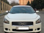 Nissan Maxima-8