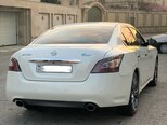 Nissan Maxima-10