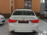 Hyundai Sonata-4
