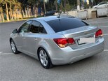 Chevrolet Cruze-11