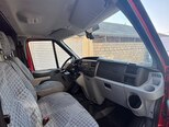 Ford Transit-5