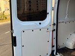 Ford Transit-16
