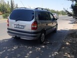 Opel Zafira-18