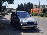 Opel Zafira-1