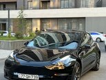 Tesla Model 3-2