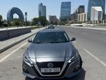 Nissan Altima-13