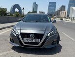 Nissan Altima-7