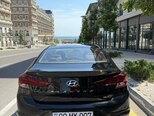 Hyundai Elantra-2