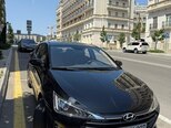 Hyundai Elantra-5