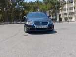 Volkswagen Passat-1